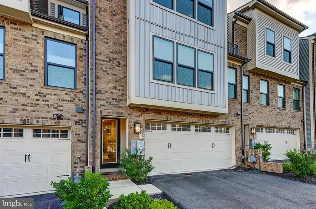 $719,999 | 241 Hickory Hollow, Cockeysville, MD 21030