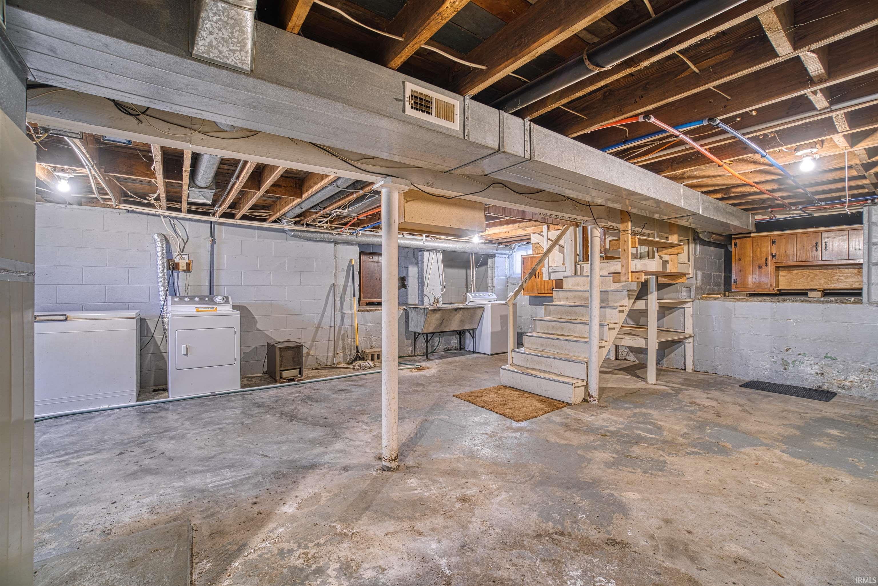 8188 Gardner Road Chandler, IN 47610 - Photo 12 of 20 Gallery Image 12