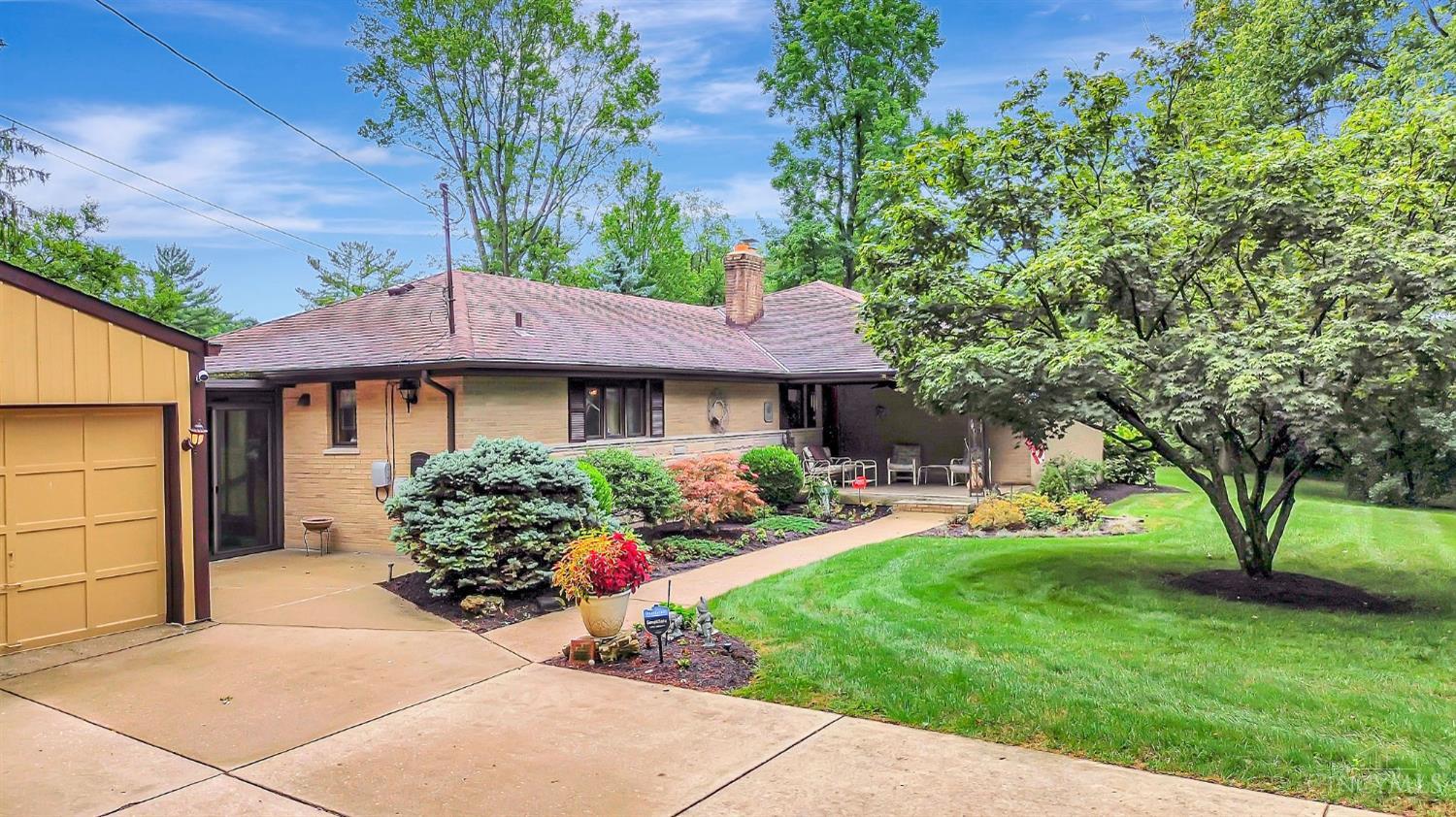 6124 Wilmer Road Cincinnati, OH 45247 - Photo 3 of 61