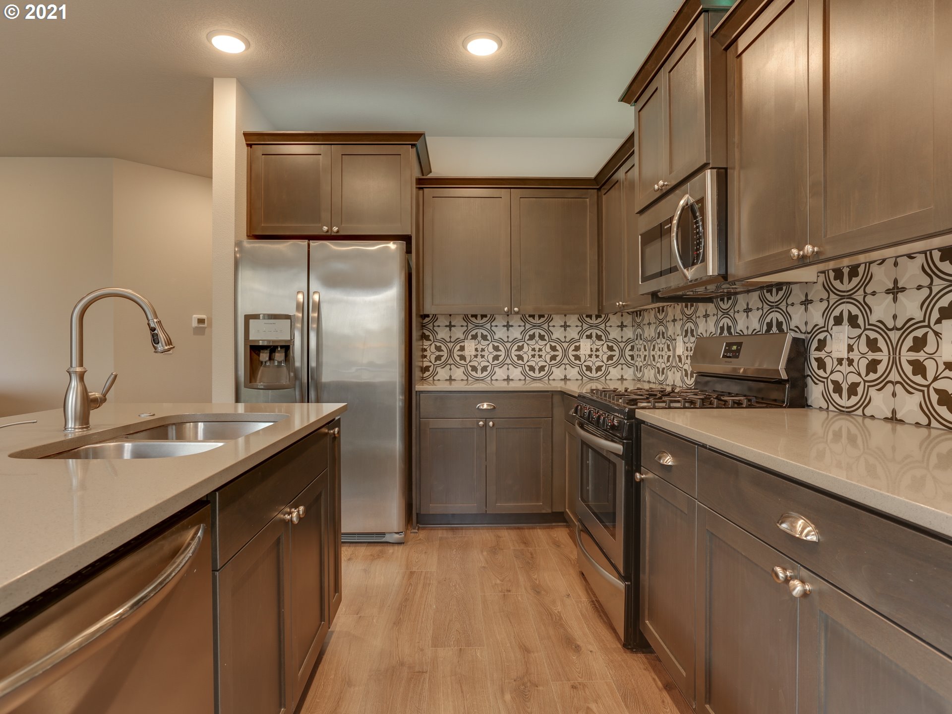 17117 Northeast 14th Place Ridgefield, WA 98642 - Photo 11 of 31 Gallery Image 11