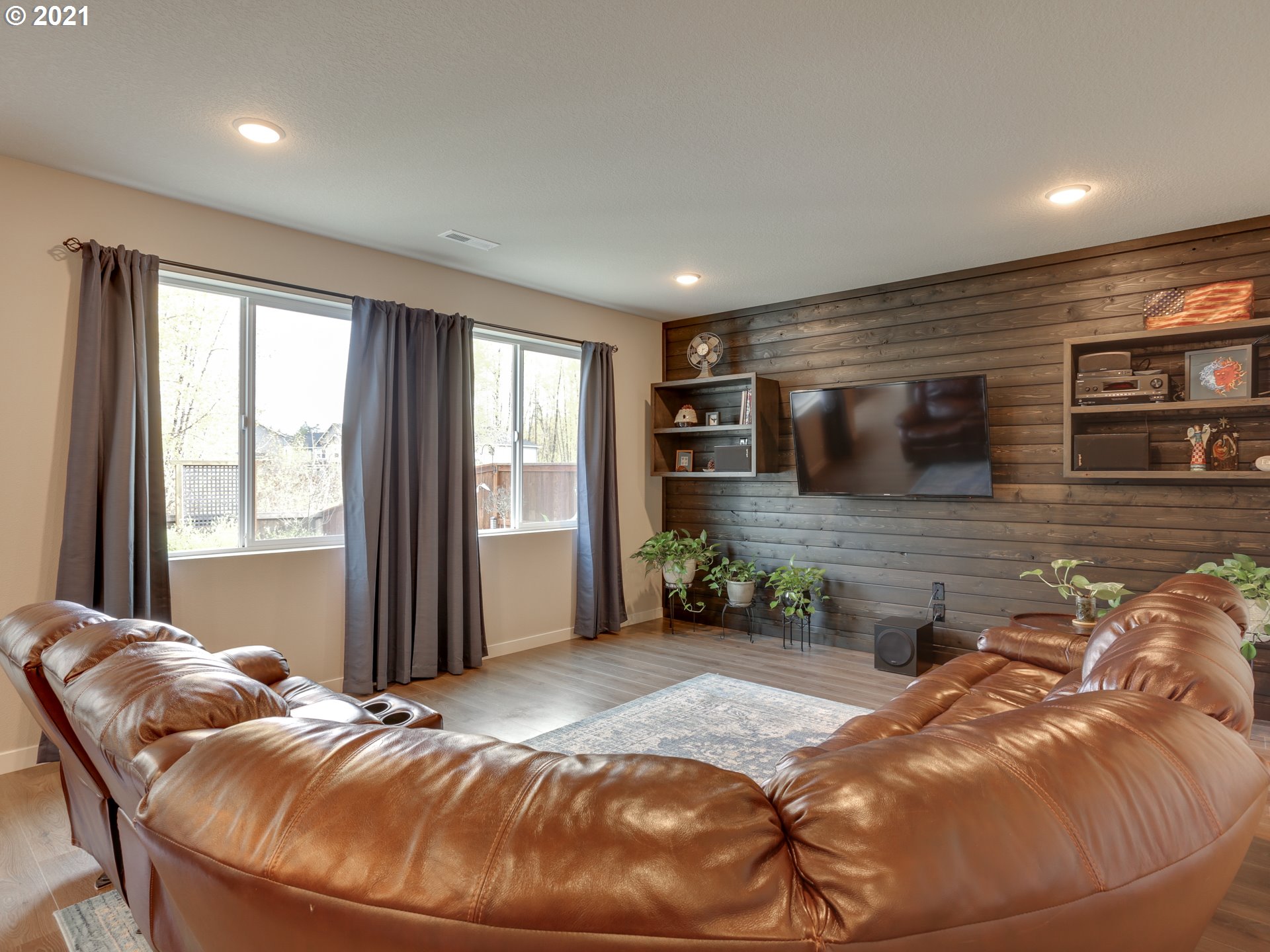 17117 Northeast 14th Place Ridgefield, WA 98642 - Photo 4 of 31 Gallery Image 4