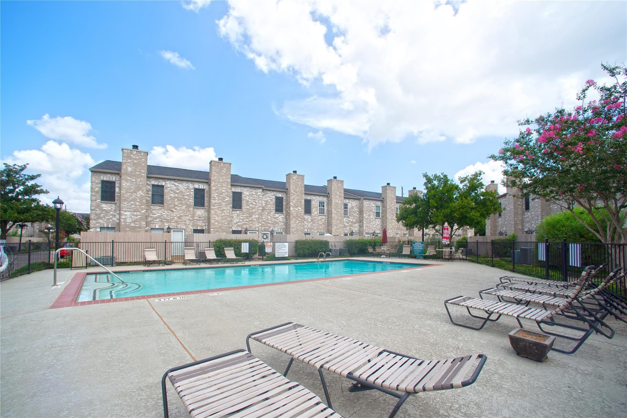 8101 El Mundo Street, Unit 8101 Houston, TX 77054 - Photo 3 of 14