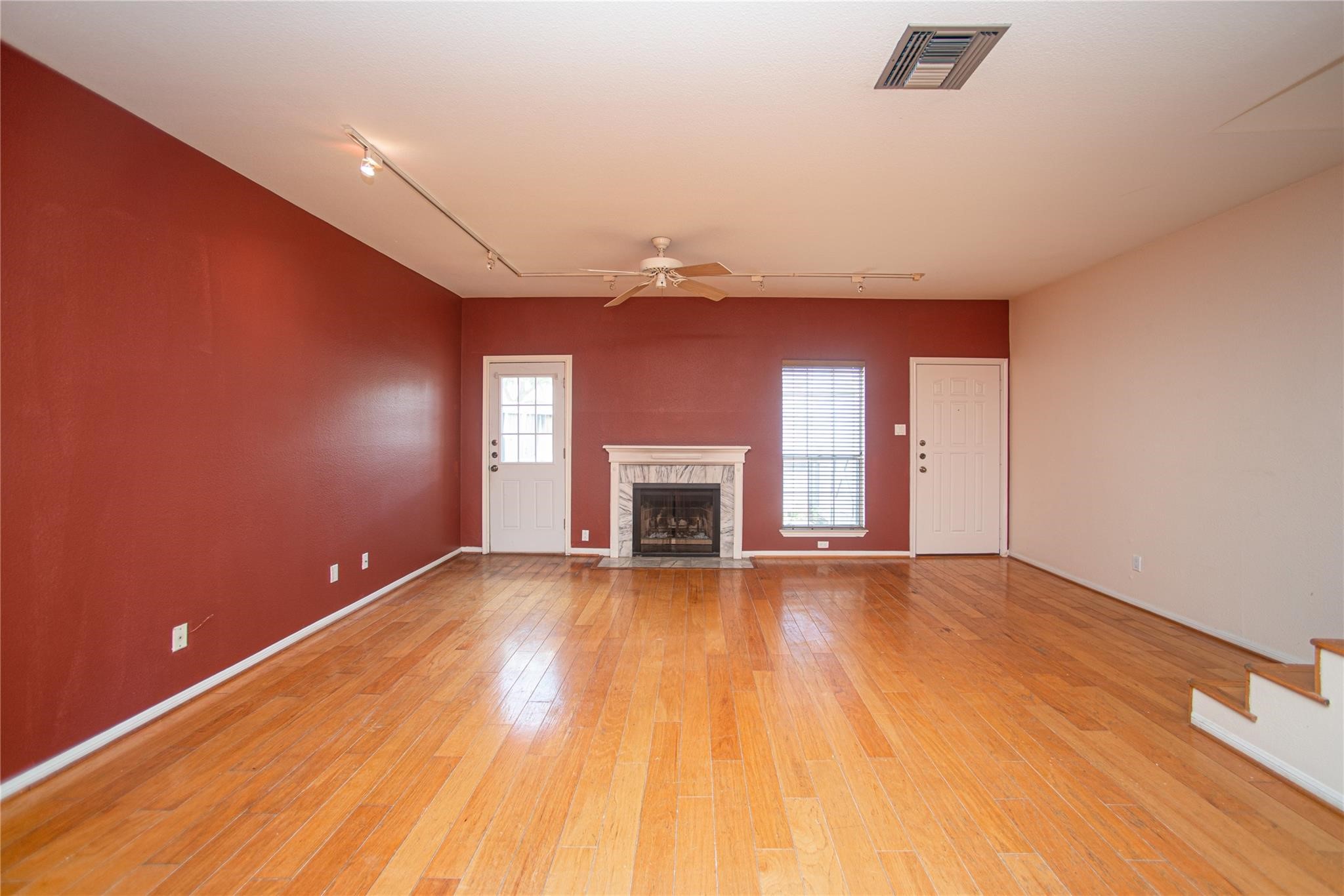 8101 El Mundo Street, Unit 8101 Houston, TX 77054 - Photo 4 of 14