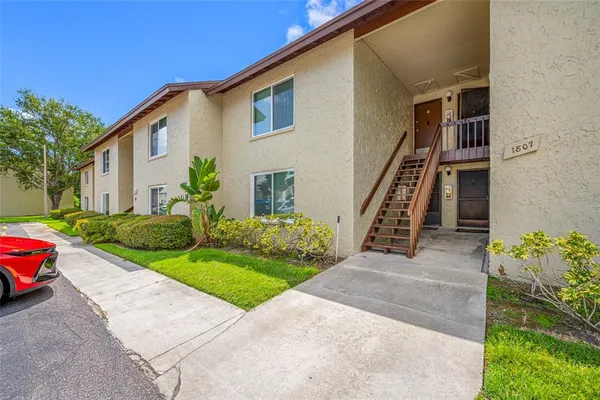 $120,000 | 4215 East Bay Drive, Unit 1807B, Clearwater, FL 33764