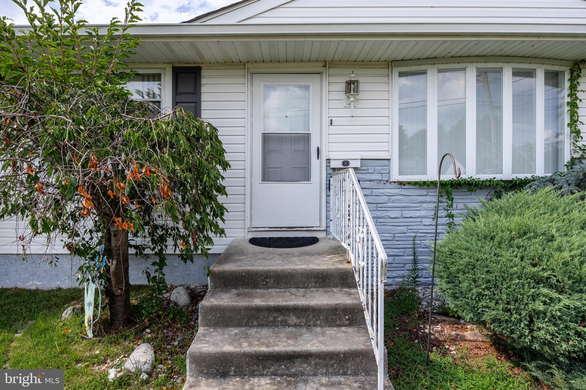 517 Polk Street Riverside, NJ 08075 - Photo 4 of 7