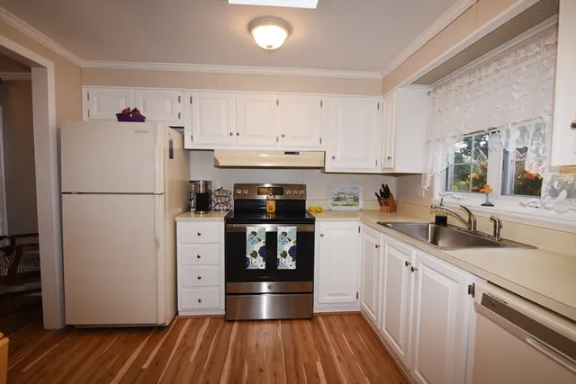 $309,900 | 3 Hickory Circle, Rockland, MA 02370