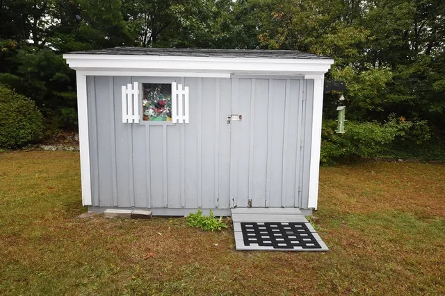 $309,900 | 3 Hickory Circle, Rockland, MA 02370