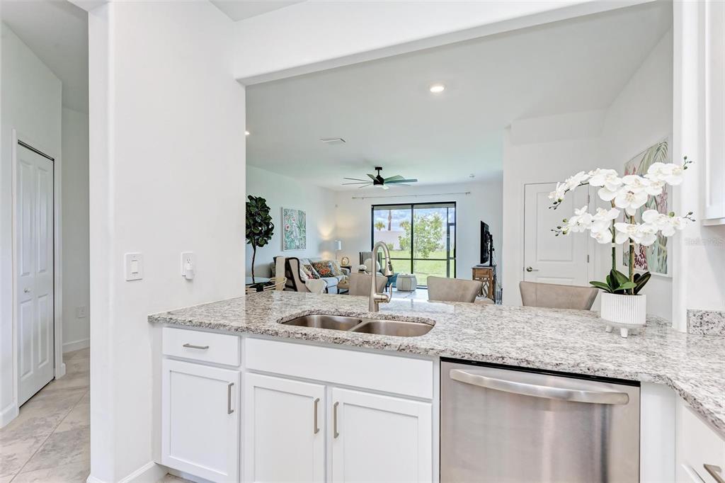 15216 Lyla Terrace Lakewood Ranch, FL 34211 - Photo 15 of 34