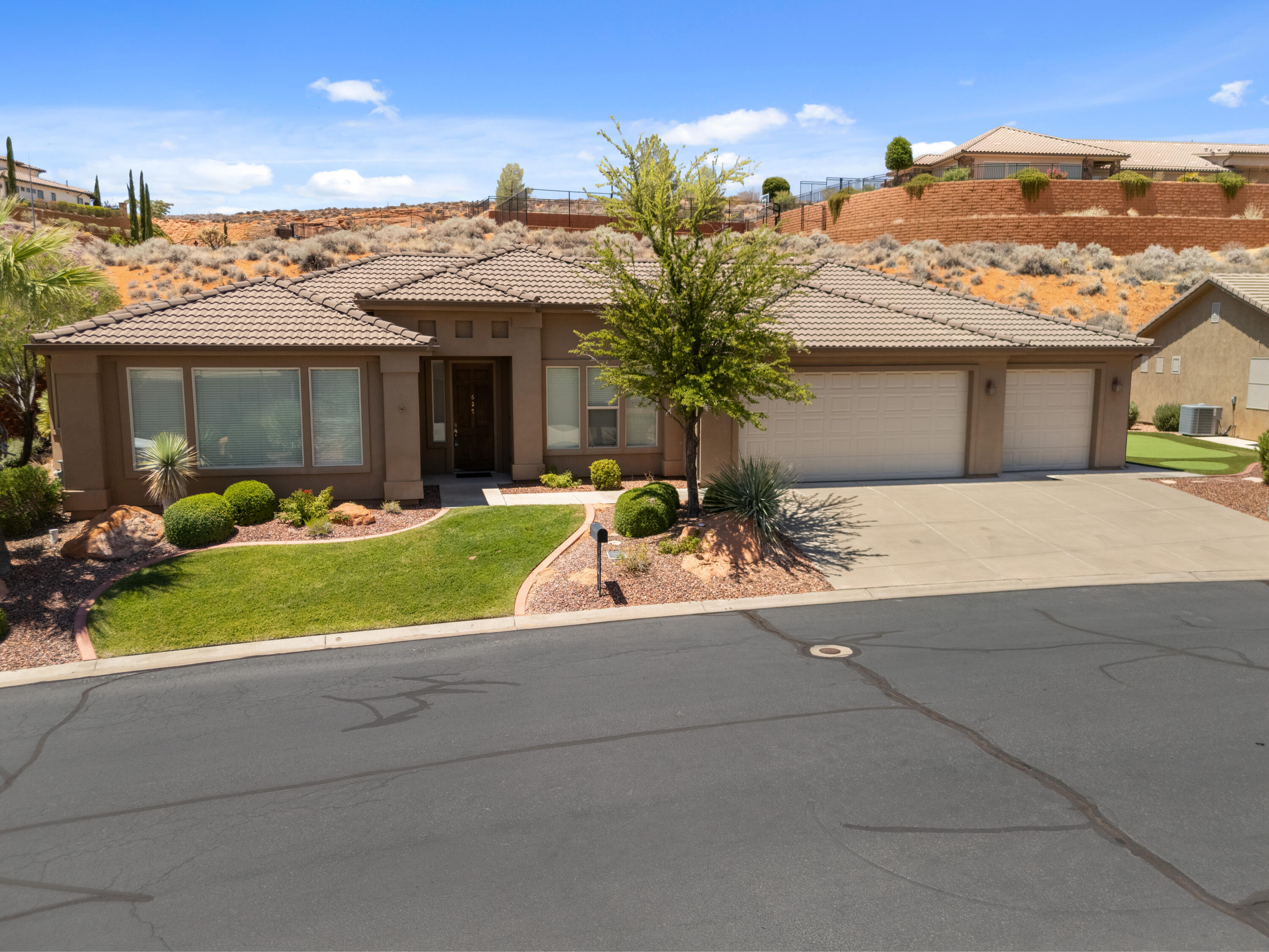 627 North Red Butte Drive Washington, UT 84780 - Photo 2 of 31 DJI_20260709140327_0021_D