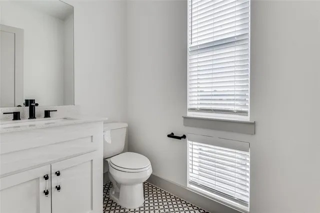 $3,850 | 2609 La Altura Lane, Dallas, TX 75212