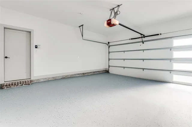 $3,850 | 2609 La Altura Lane, Dallas, TX 75212