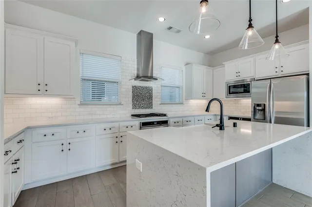 $3,850 | 2609 La Altura Lane, Dallas, TX 75212