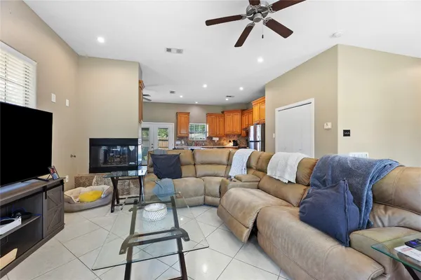 $2,100 | 22835 Fritz Lane, Spring, TX 77389