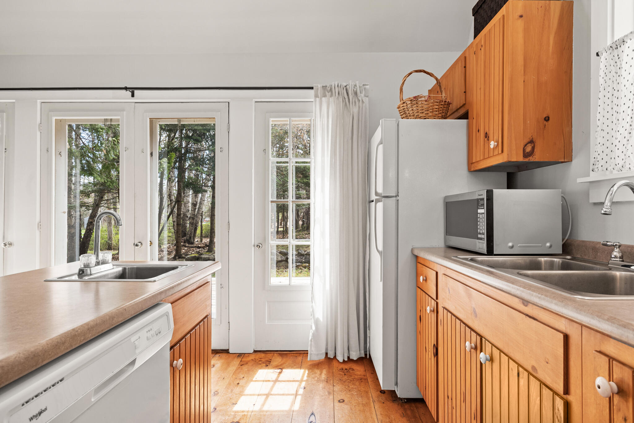 832 Main Road Islesboro, ME 04848 - Photo 18 of 67 38-print-interior.exterior-38