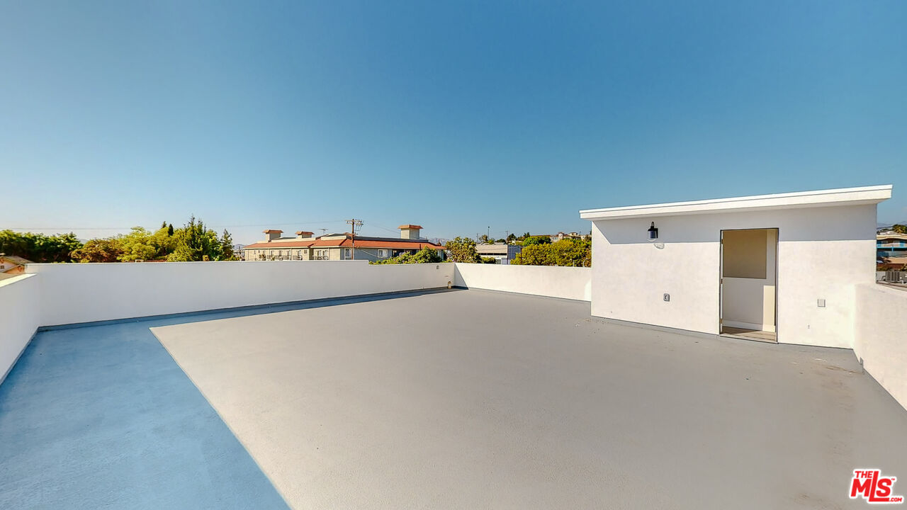 252 Rosemont Avenue, Unit 1/2 Los Angeles, CA 90026 - Photo 26 of 30