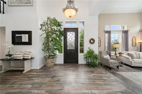 $2,195,000 | 5919 County Oak Road, Woodland Hills, CA 91367