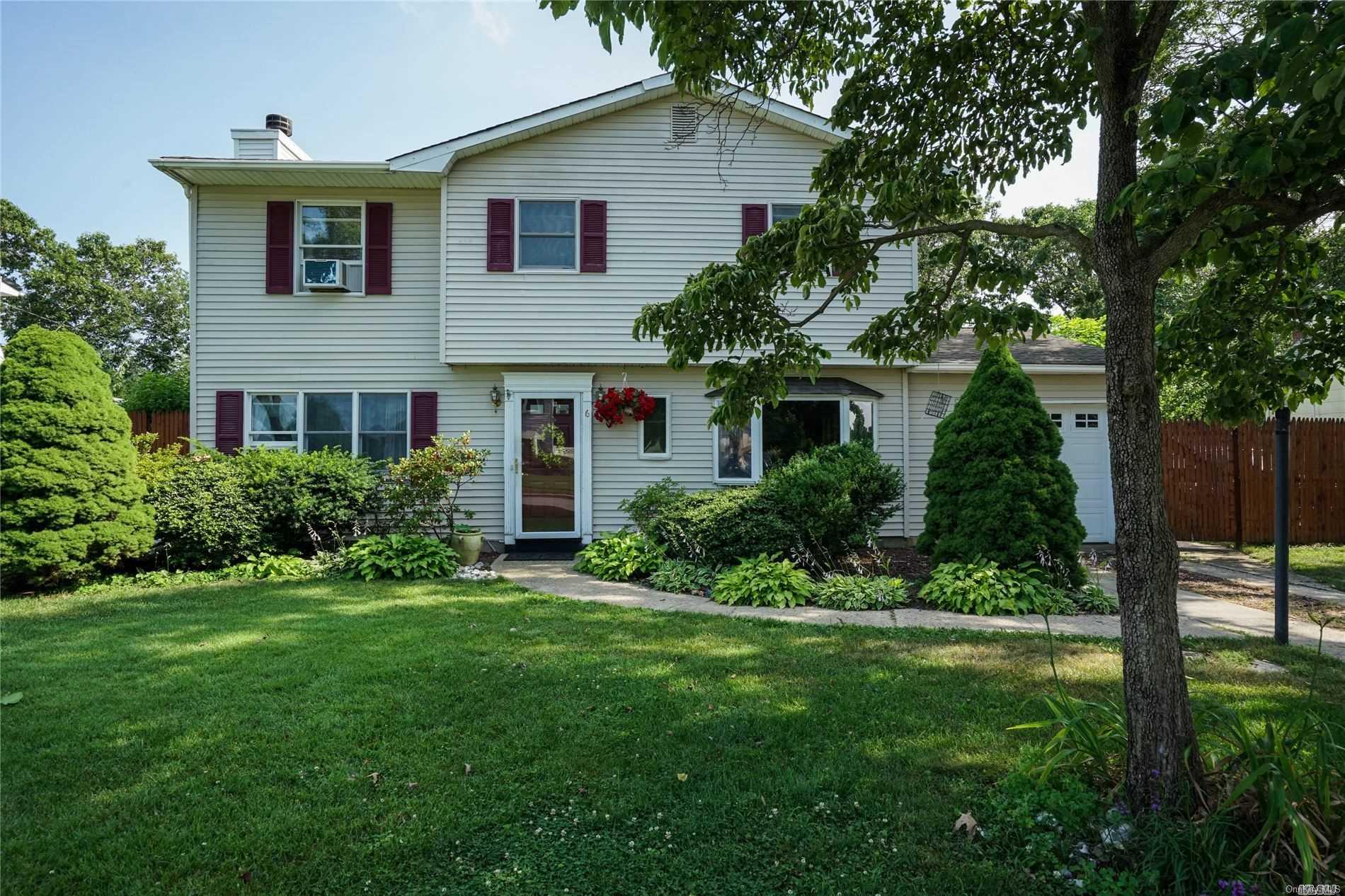 6 Saxon Road Centereach, NY 11720 - Photo 1 of 1 Gallery Image 1
