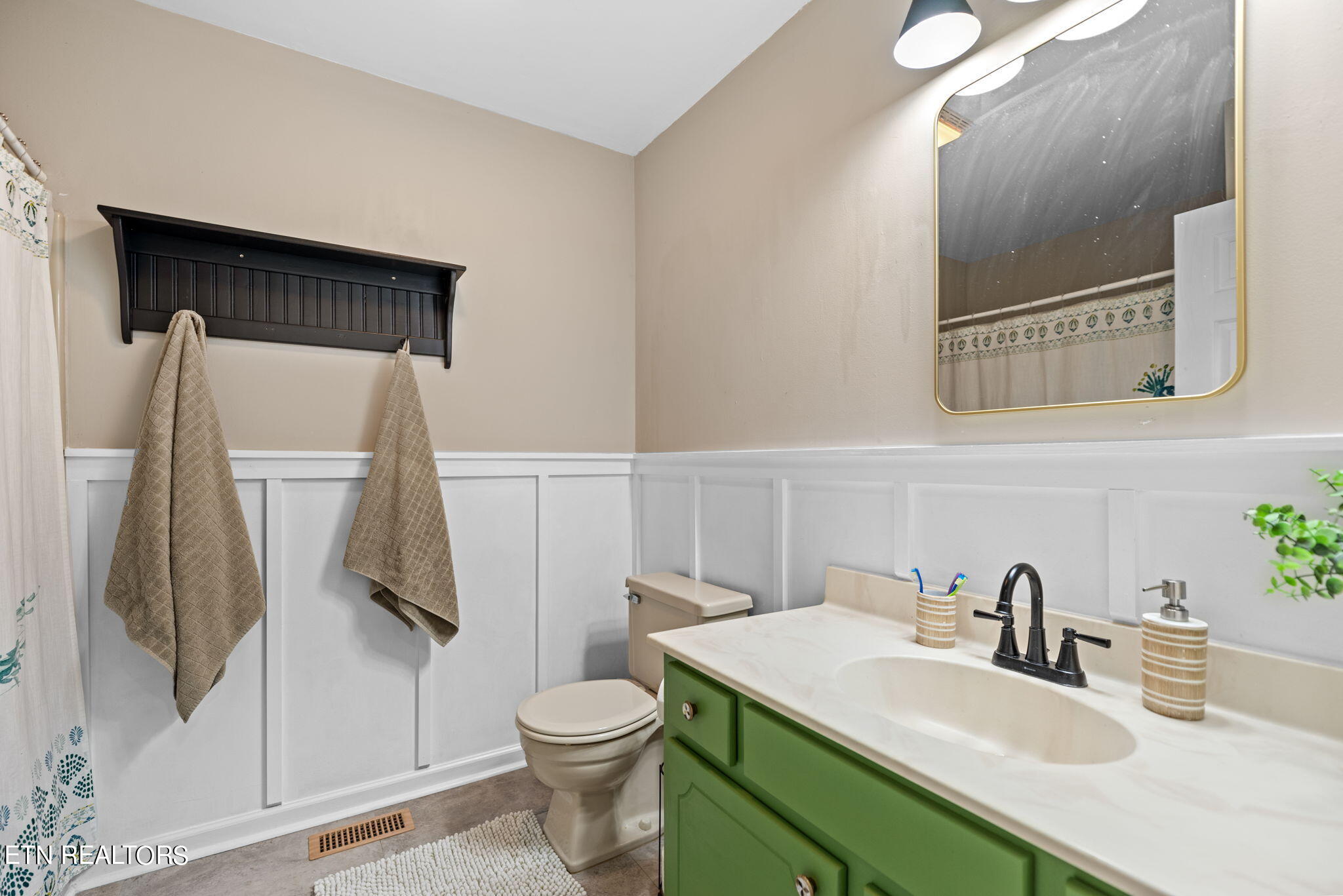 104 Connors Place Oak Ridge, TN 37830 - Photo 32 of 40 21-web-or-mls-Cnnrs104 (90)