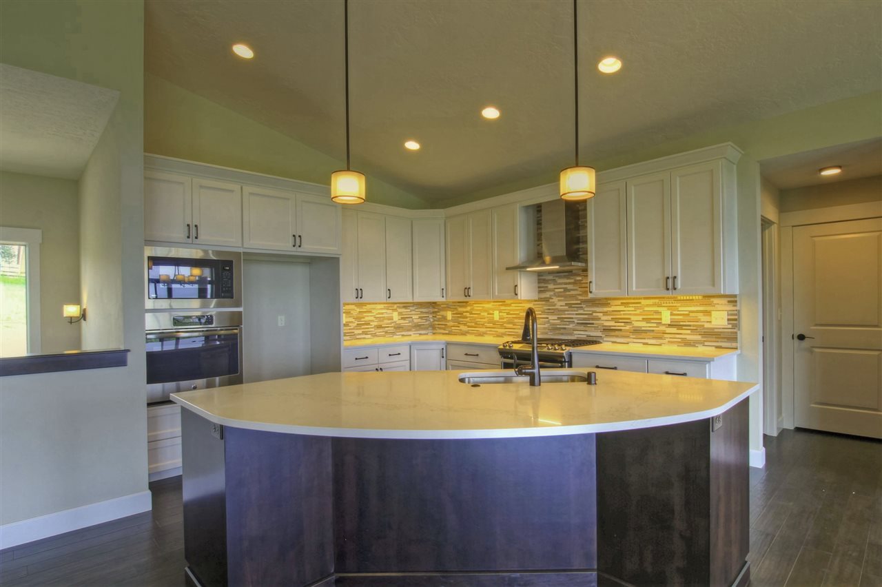 5522 North Radium Lane Spokane, WA 99217 - Photo 4 of 10