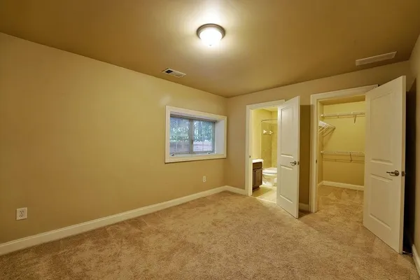 $2,600 | 307 Le Gran Bend, Sandy Springs, GA 30328