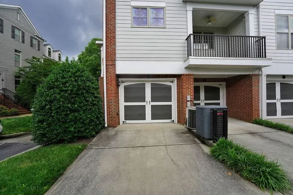 $2,600 | 307 Le Gran Bend, Sandy Springs, GA 30328