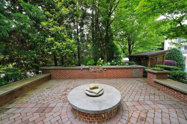 $2,600 | 307 Le Gran Bend, Sandy Springs, GA 30328