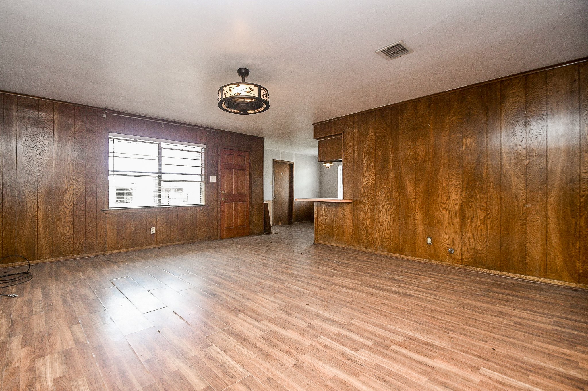 11602 Dover Street Houston, TX 77031 - Photo 5 of 22