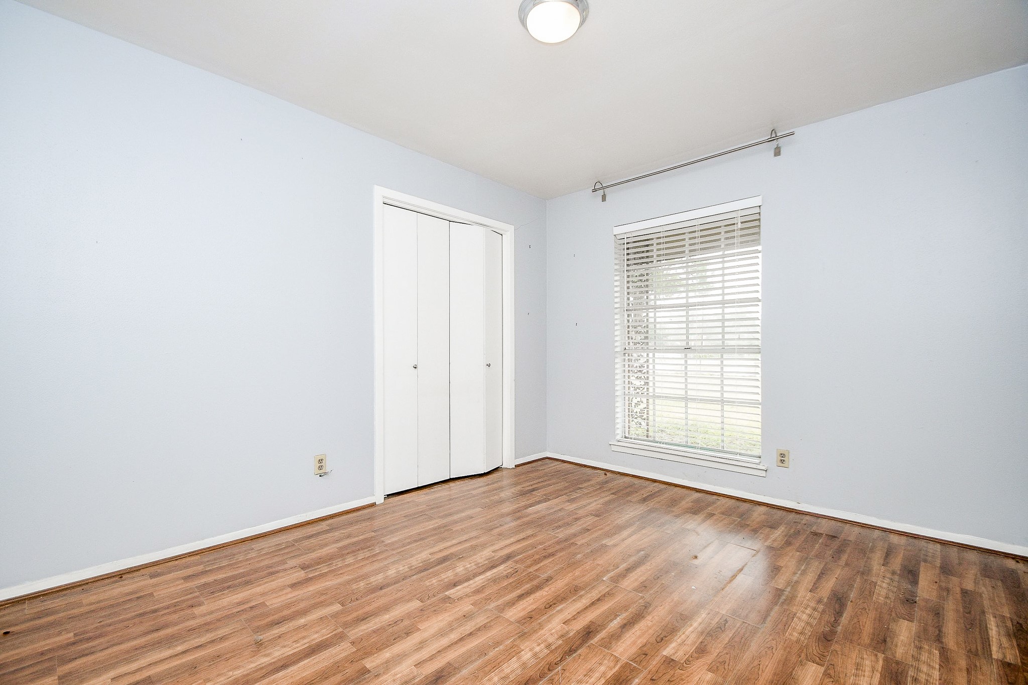 11602 Dover Street Houston, TX 77031 - Photo 9 of 22