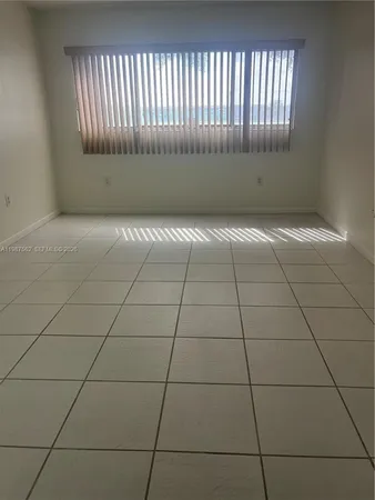 $2,000 | 1500 Southwest 131st Way, Unit 110N, Pembroke Pines, FL 33027