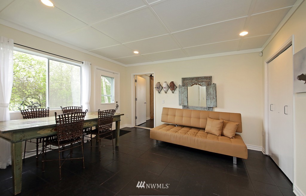 2527 Sunlight Beach Road Clinton, WA 98236 - Photo 19 of 23 Gallery Image 19