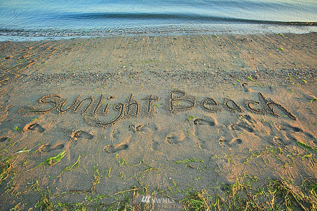 2527 Sunlight Beach Road Clinton, WA 98236 - Photo 23 of 23 Gallery Image 23