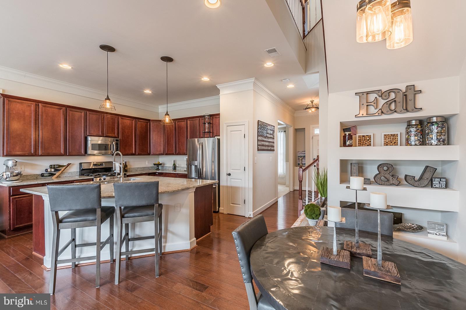 9010 Ribbon Falls Loop Bristow, VA 20136 - Photo 11 of 44 Kitchen