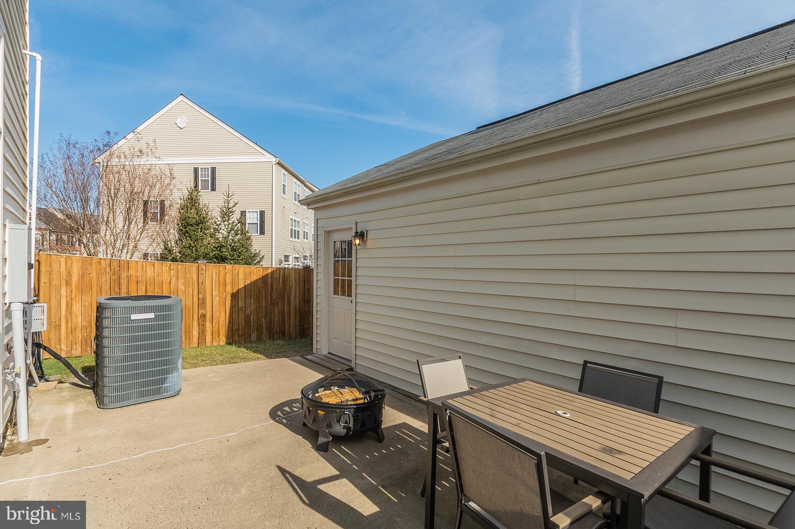 9010 Ribbon Falls Loop Bristow, VA 20136 - Photo 41 of 44 Patio
