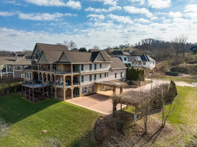$2,599,000 | 450 Lake Approach, Johnson City, TN 37601