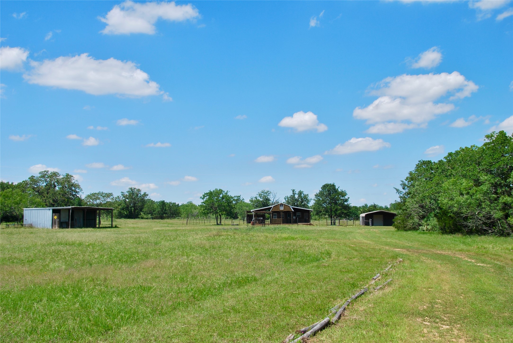 4850 Burke Road Flatonia, TX 78941 - Photo 11 of 46