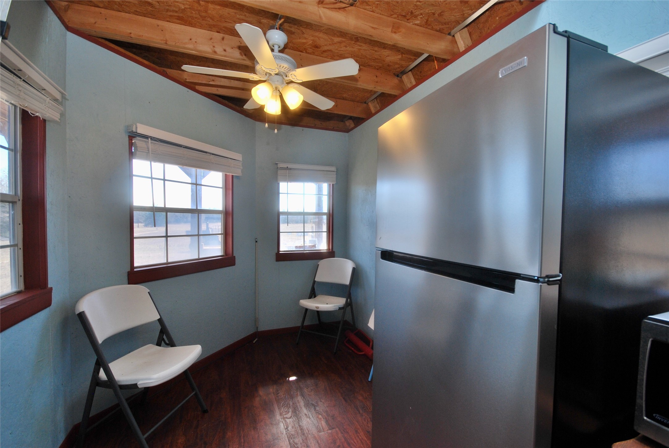 4850 Burke Road Flatonia, TX 78941 - Photo 17 of 45 a living room with furniture and a chandelier