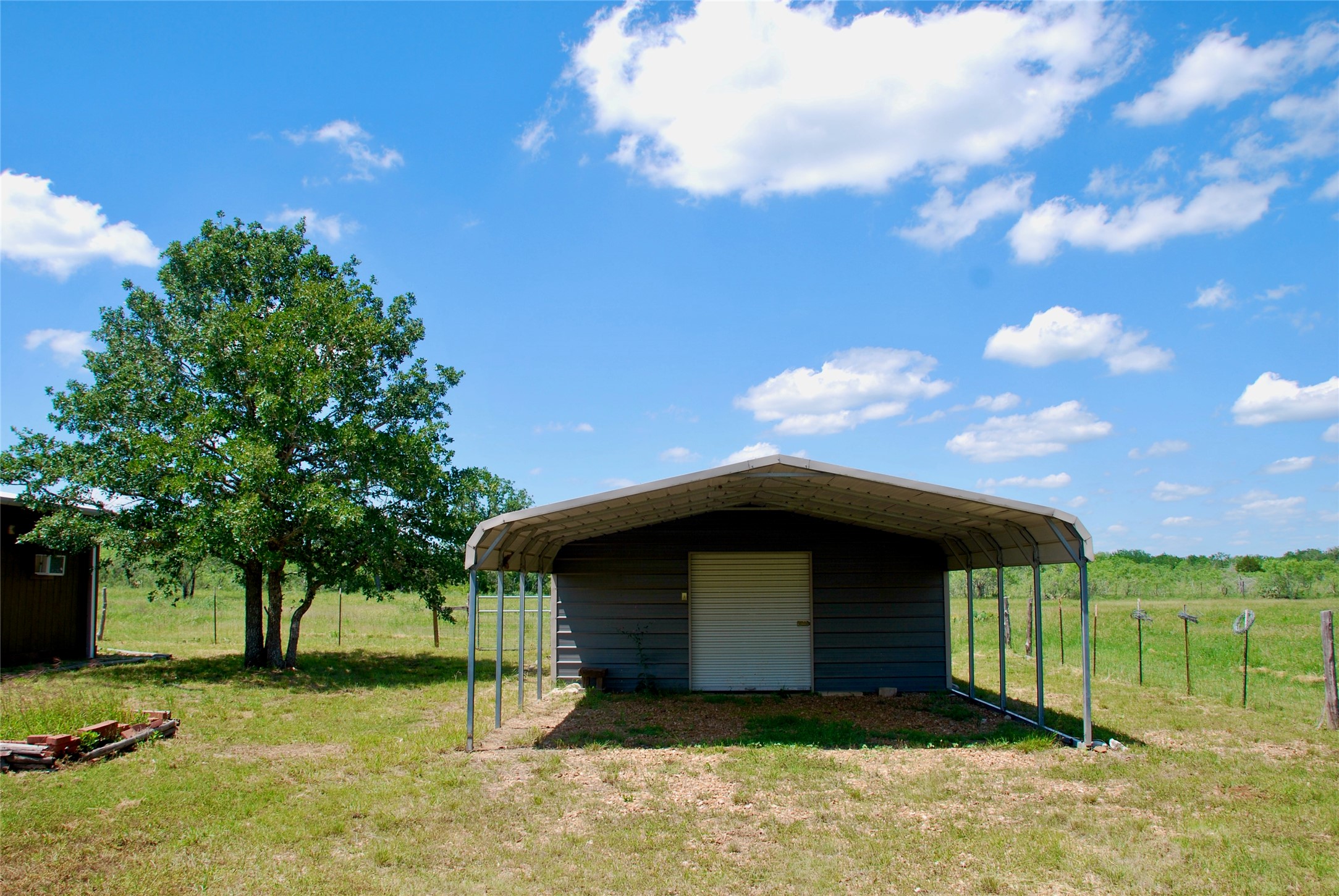 4850 Burke Road Flatonia, TX 78941 - Photo 31 of 46