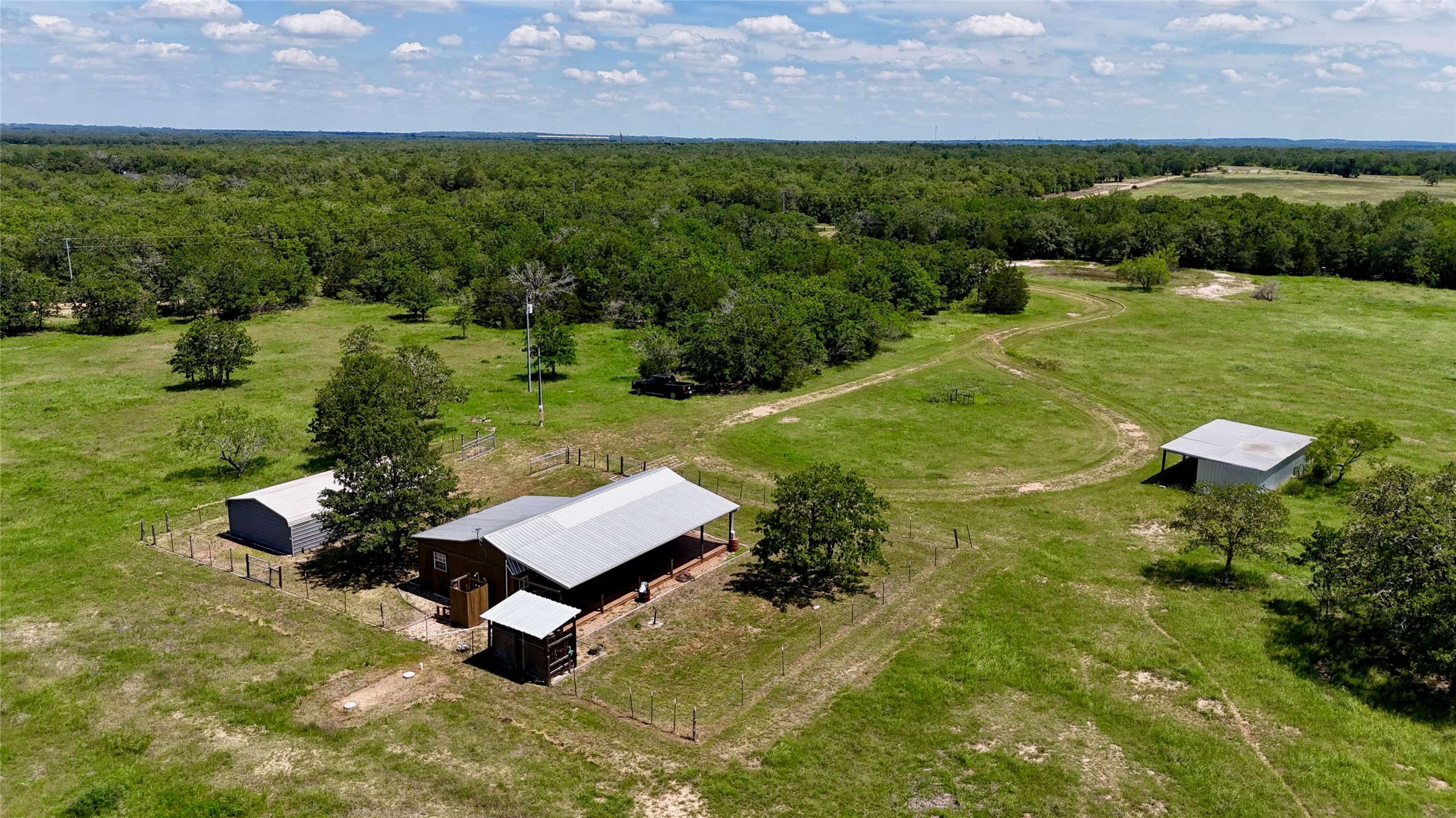 4850 Burke Road Flatonia, TX 78941 - Photo 6 of 46