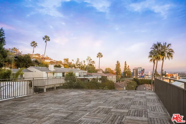 $4,000 | 1230 Horn Avenue, Unit 304, West Hollywood, CA 90069