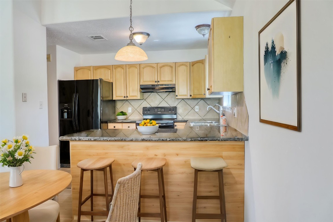 12111 North Ridgeway Willis, TX 77318 - Photo 13 of 50