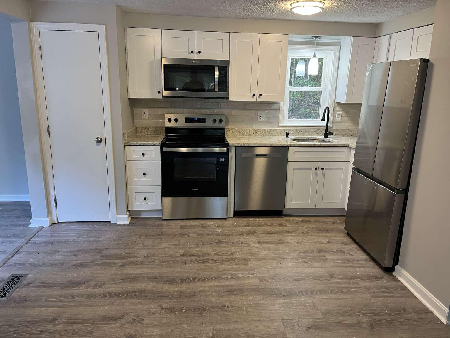 7 Susan Drive Standish, ME 04085 - Photo 10 of 20 Graffam.10