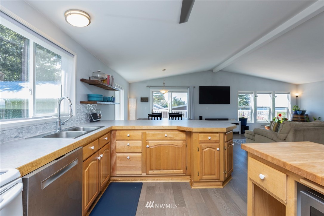 83 Ridge Drive Port Townsend, WA 98368 - Photo 12 of 38 Gallery Image 12