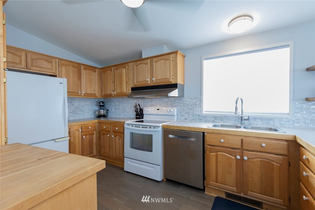 83 Ridge Drive Port Townsend, WA 98368 - Photo 13 of 38 Gallery Image 13