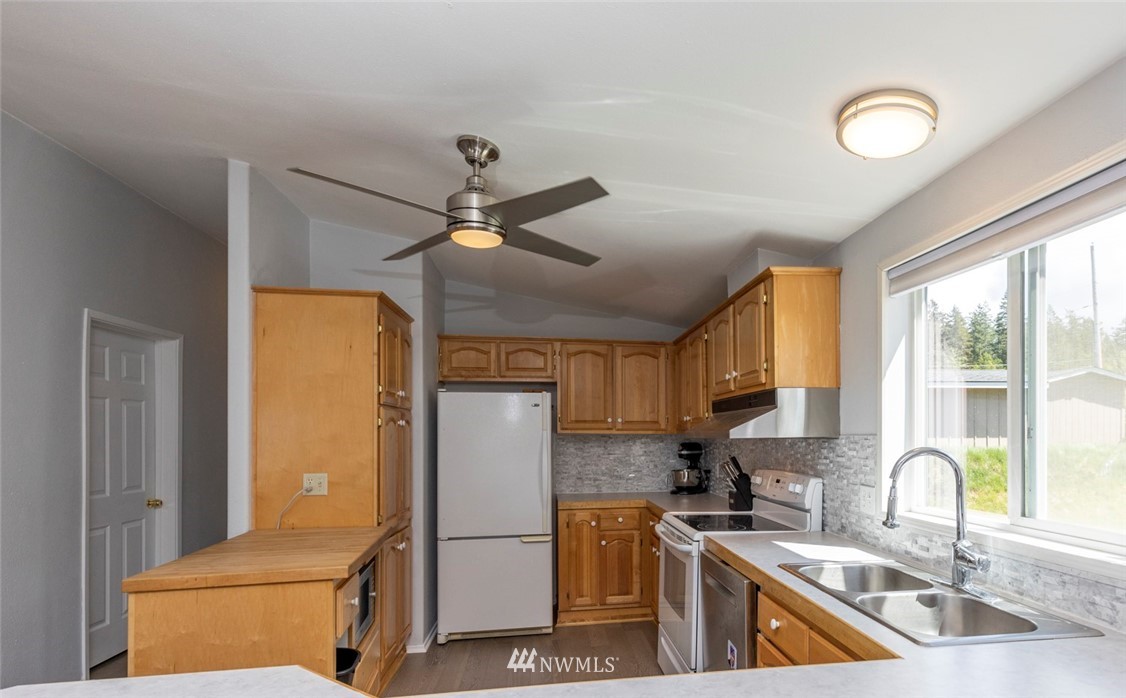 83 Ridge Drive Port Townsend, WA 98368 - Photo 15 of 38 Gallery Image 15