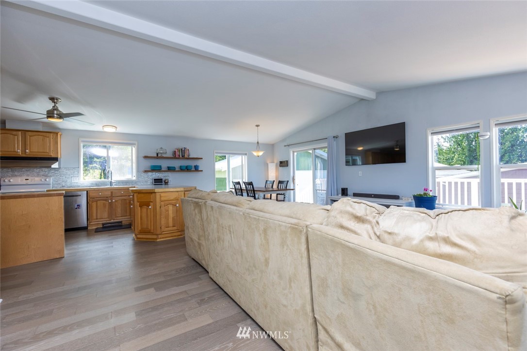 83 Ridge Drive Port Townsend, WA 98368 - Photo 6 of 38 Gallery Image 6