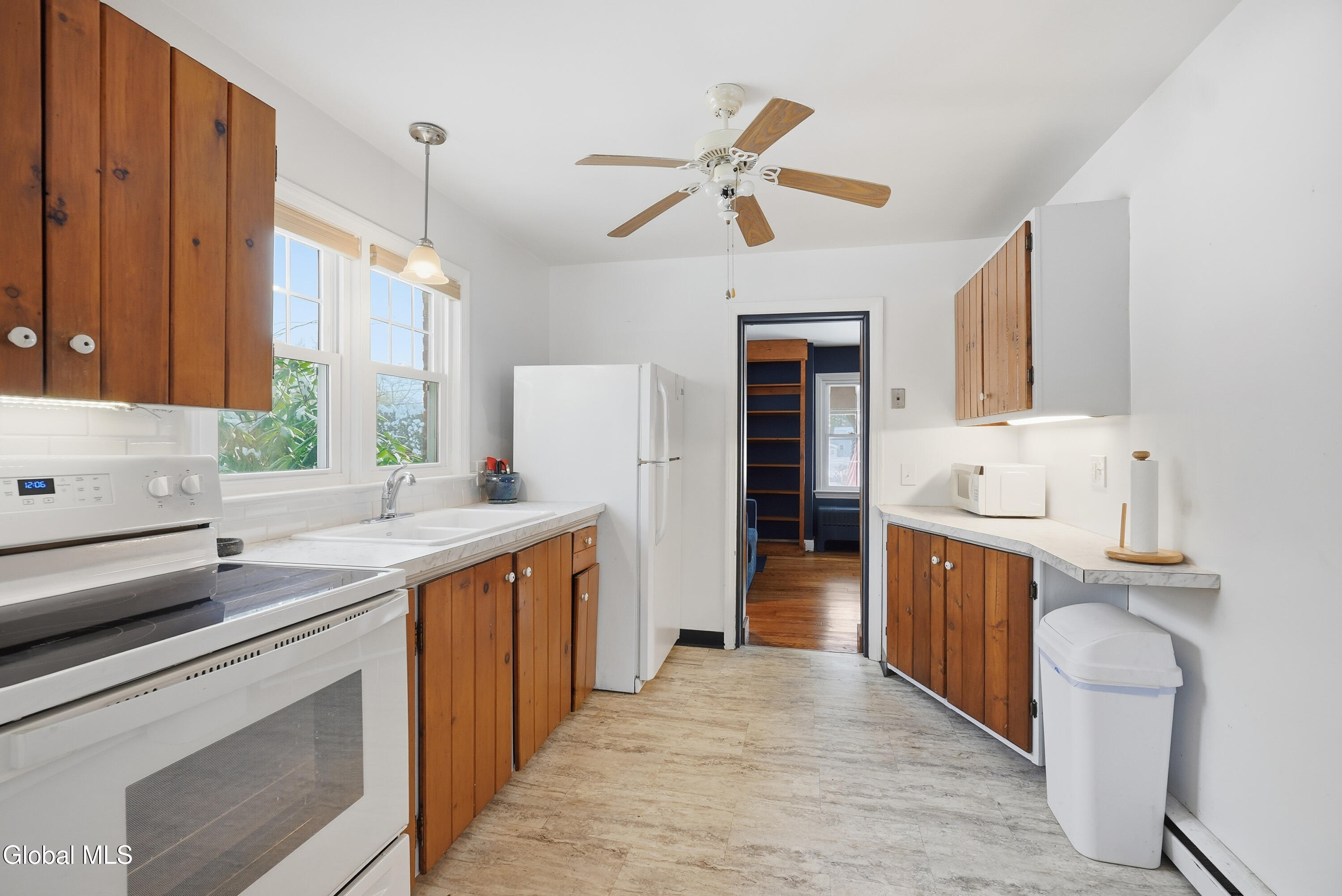 2829 Consaul Road Schenectady, NY 12304 - Photo 6 of 24 8 (1)