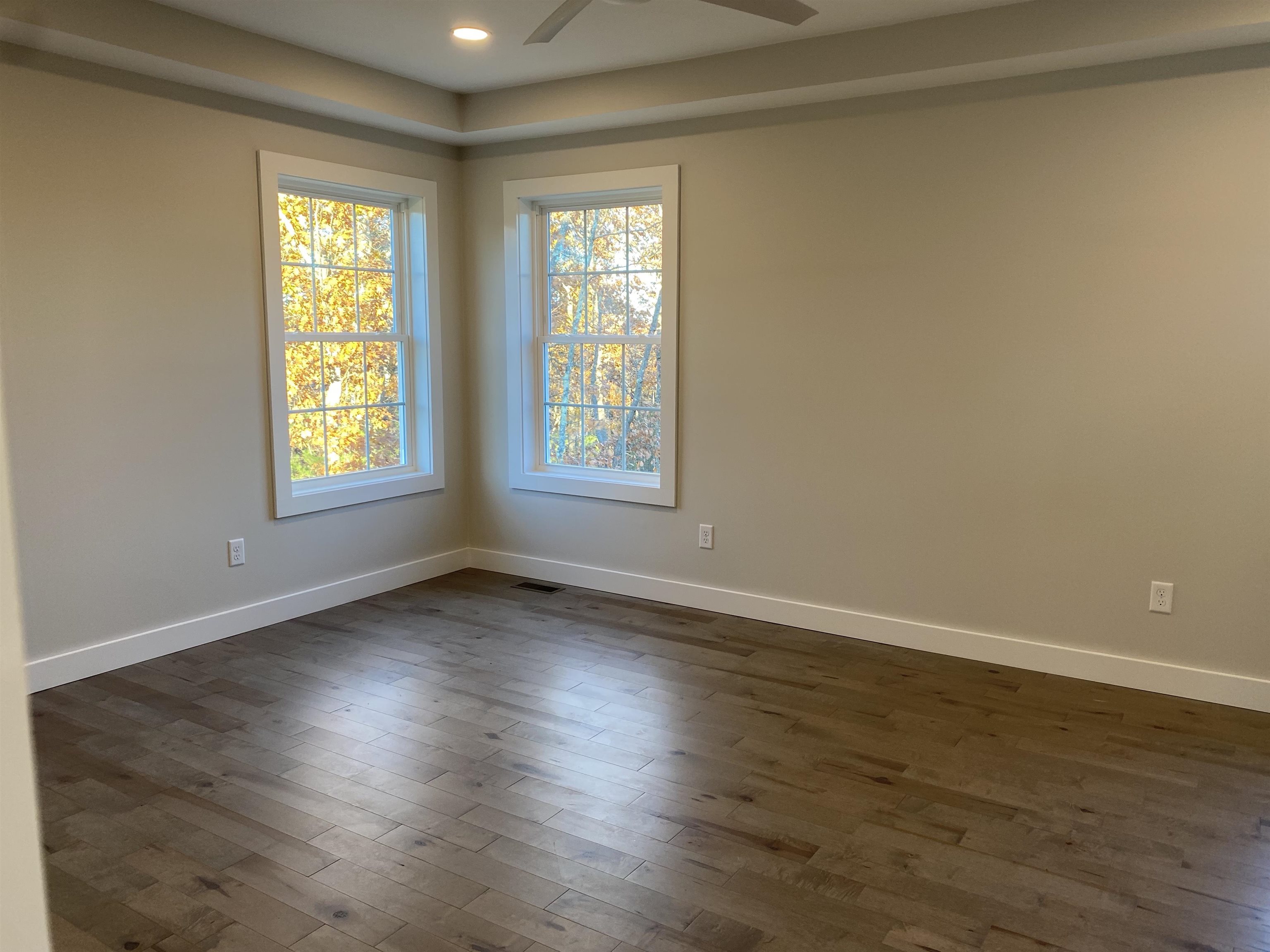 34 Laurel Road, Unit 11 Hooksett, NH 03106 - Photo 18 of 32 Gallery Image 18