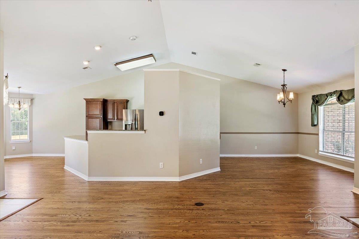 2655 Lincoln Road Navarre, FL 32566 - Photo 9 of 45 Gallery Image 9
