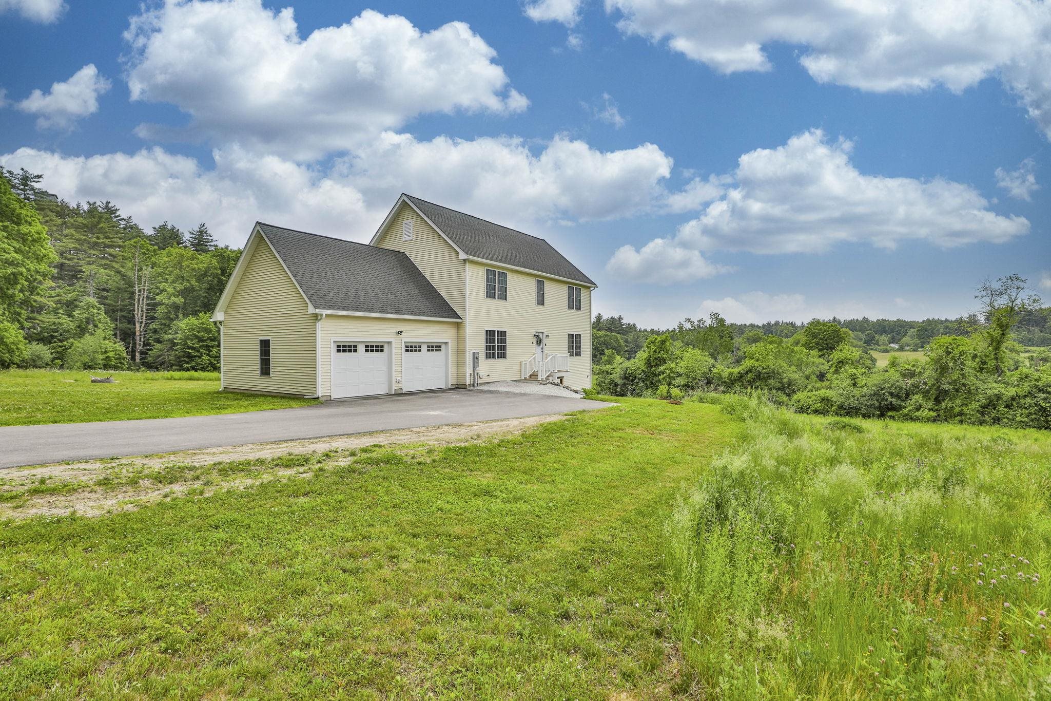 41 A Howe Lane Hollis, NH 03049 - Photo 1 of 15