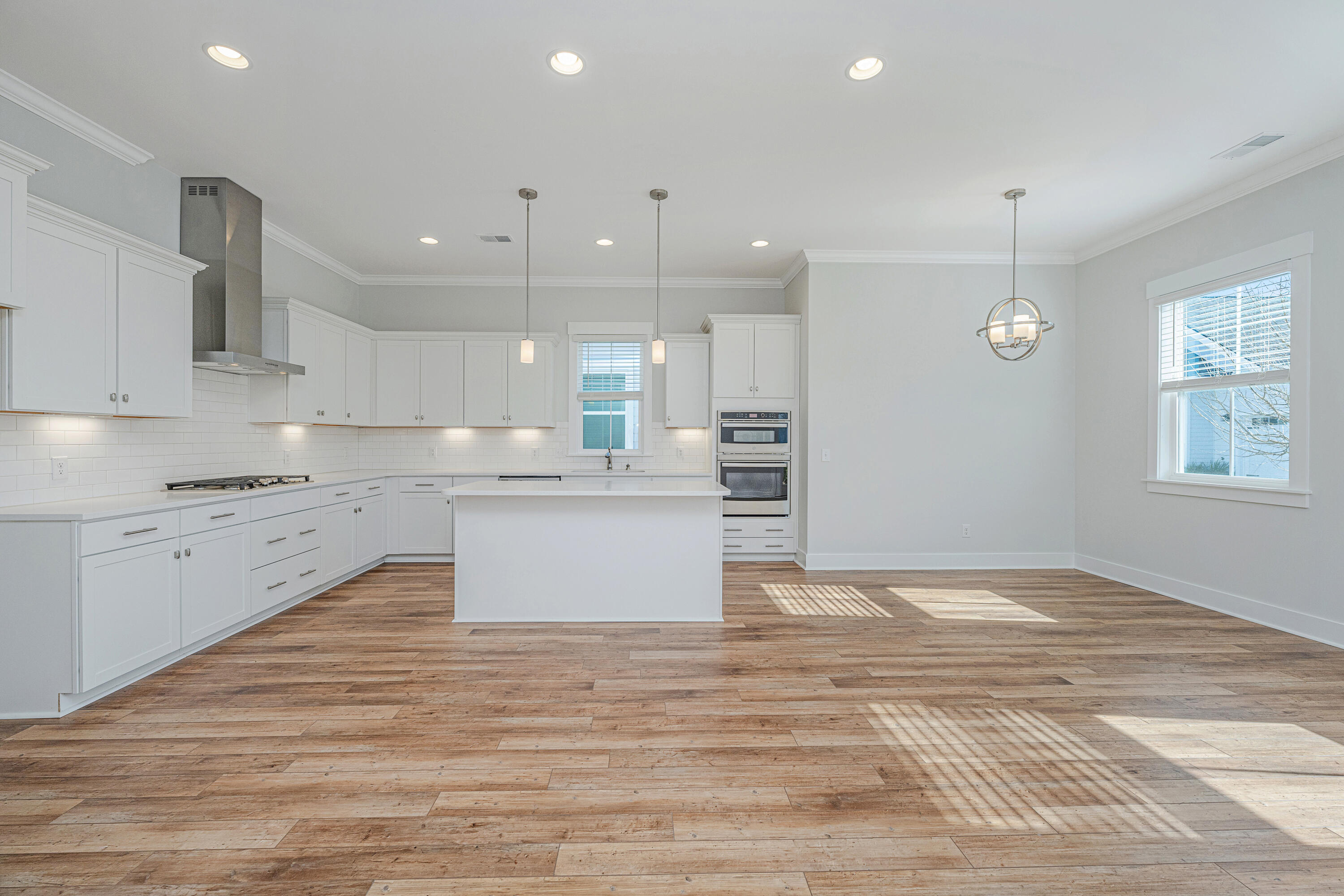 3534 Habenaria Road Mount Pleasant, SC 29466 - Photo 7 of 36 3495HabenariaRd13